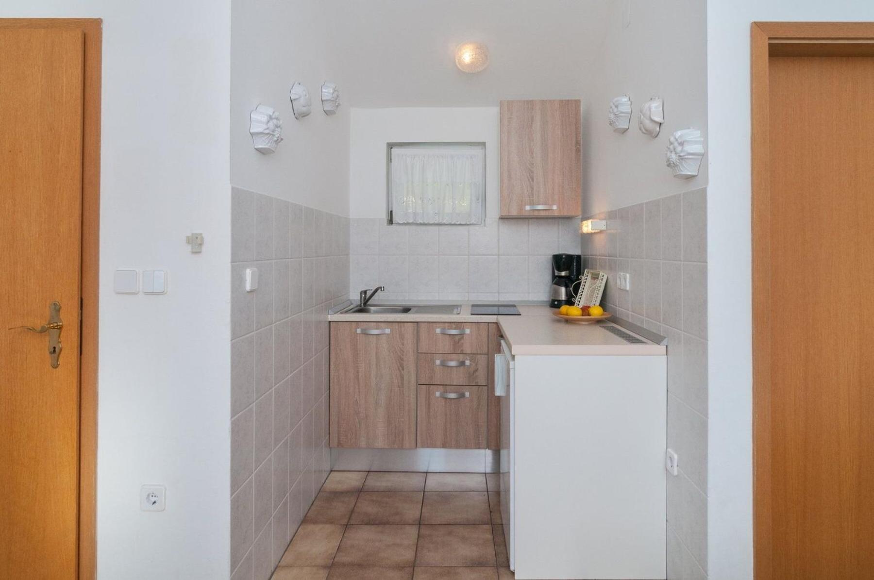 Apartments Mira - Beautiful Sea View Пучишча Экстерьер фото